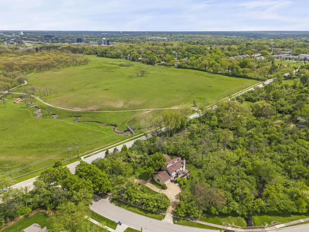 2103 Pebble Creek Drive Lisle IL 60532