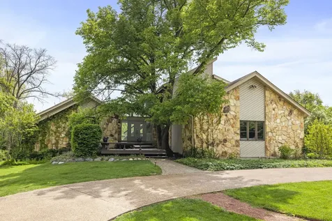 2103 Pebble Creek Drive Lisle IL 60532