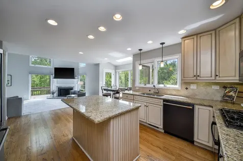 2103 Pebble Creek Drive Lisle IL 60532