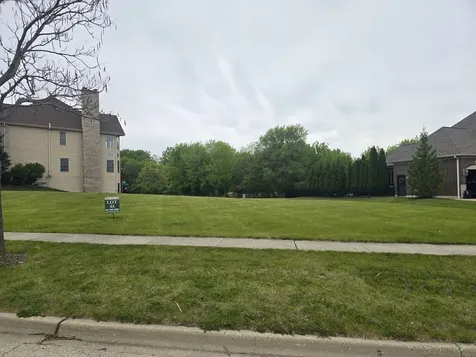 10 Springbrook Lane Algonquin IL 60102