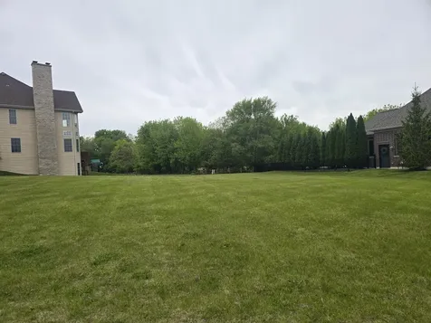 10 Springbrook Lane Algonquin IL 60102