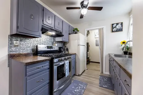 5I Fernwood Drive Bolingbrook IL 60440