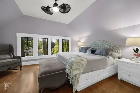 229 South Ridgeland Avenue Oak Park IL 60302