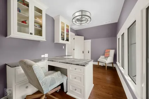 229 South Ridgeland Avenue Oak Park IL 60302