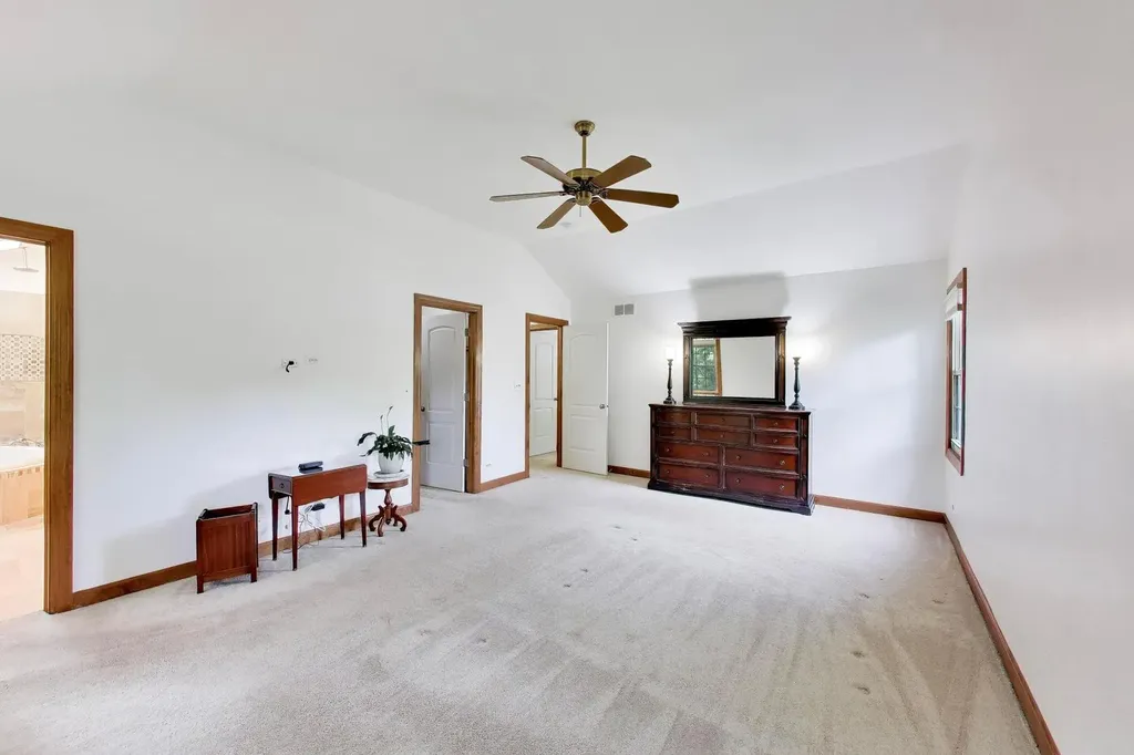 1528 Sequoia Road Naperville IL 60540