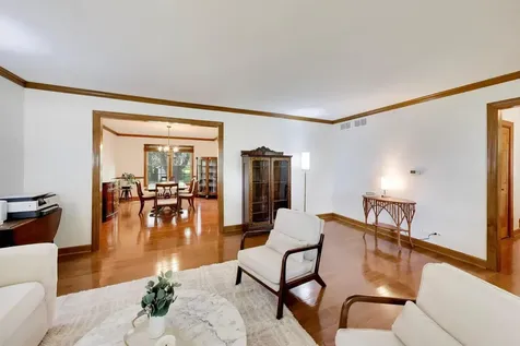 1528 Sequoia Road Naperville IL 60540
