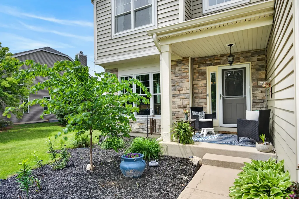 3350 Moraine Drive Aurora IL 60506
