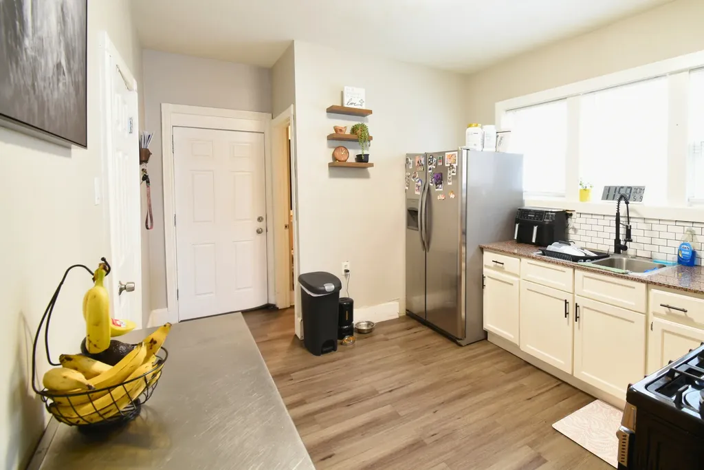 2437 North Central Avenue Chicago IL 60639