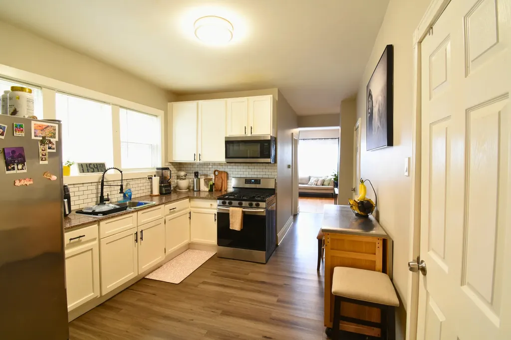 2437 North Central Avenue Chicago IL 60639