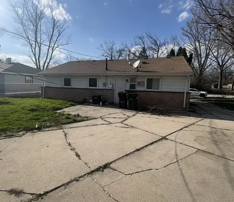 103 Shabbona Drive Park Forest IL 60466