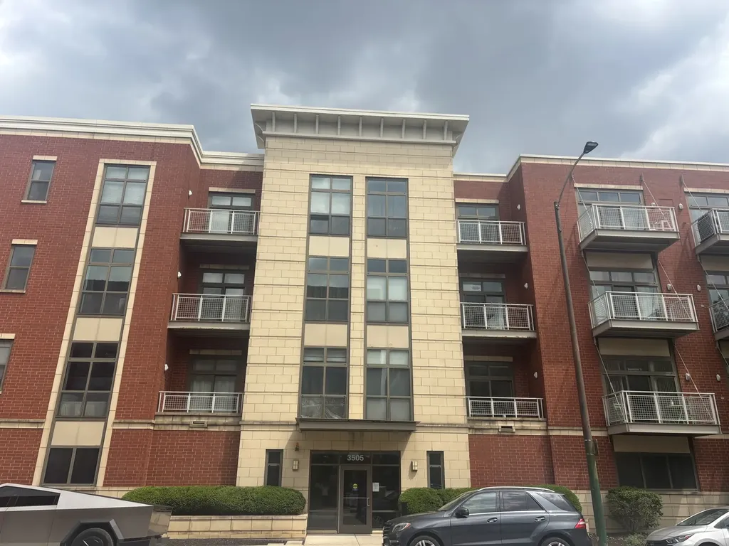 3505 South Morgan Street Chicago IL 60609