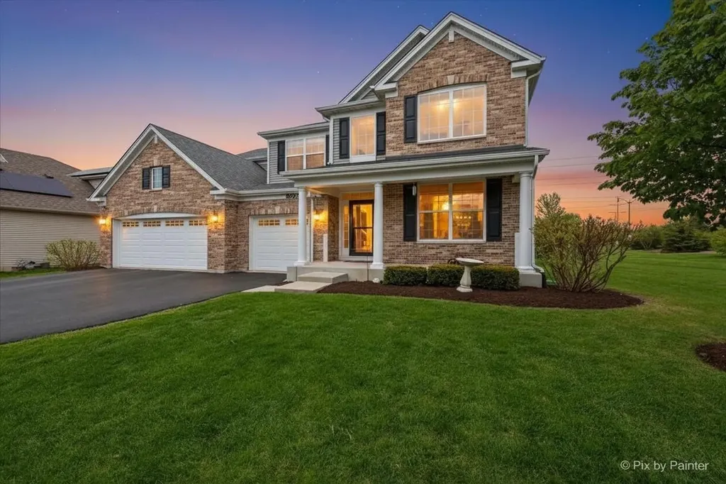 8992 Pearsall Drive Huntley IL 60142