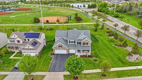8992 Pearsall Drive Huntley IL 60142
