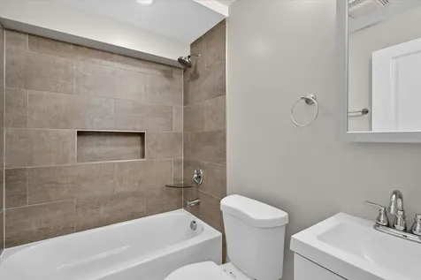 3622 West Franklin Boulevard Chicago IL 60624