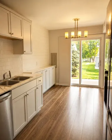 639 Shaw Court Schaumburg IL 60194