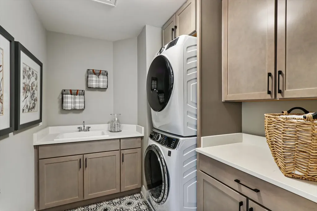 12946 South Platte Trail Plainfield IL 60585