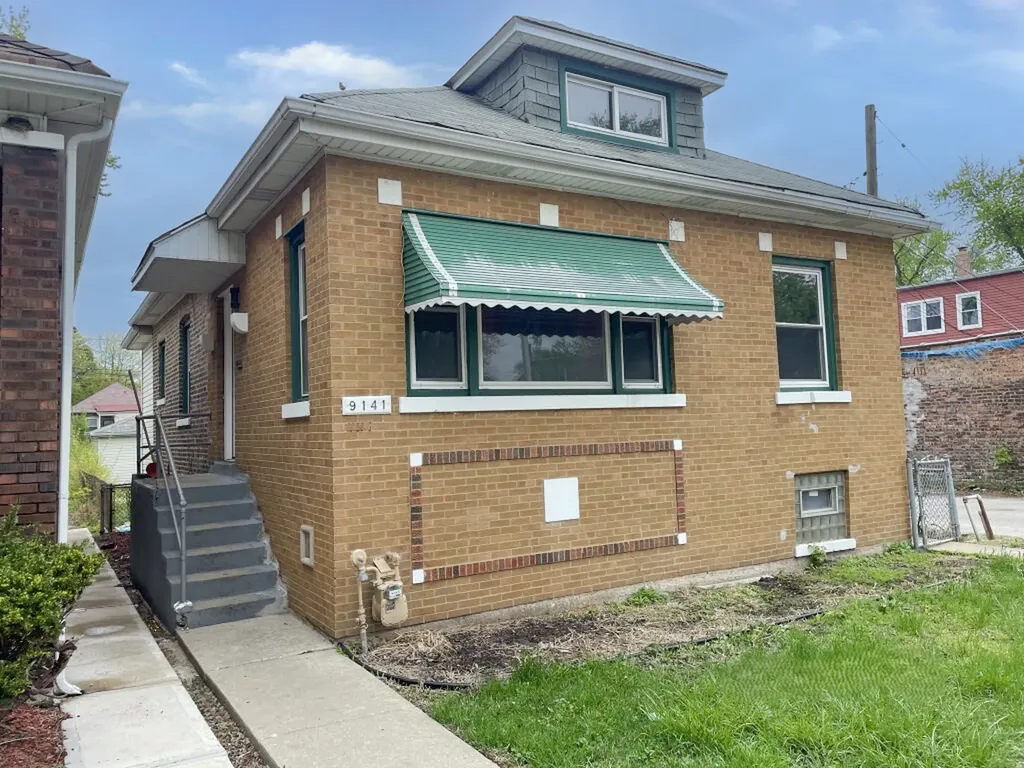 9141 South Colfax Avenue Chicago IL 60617