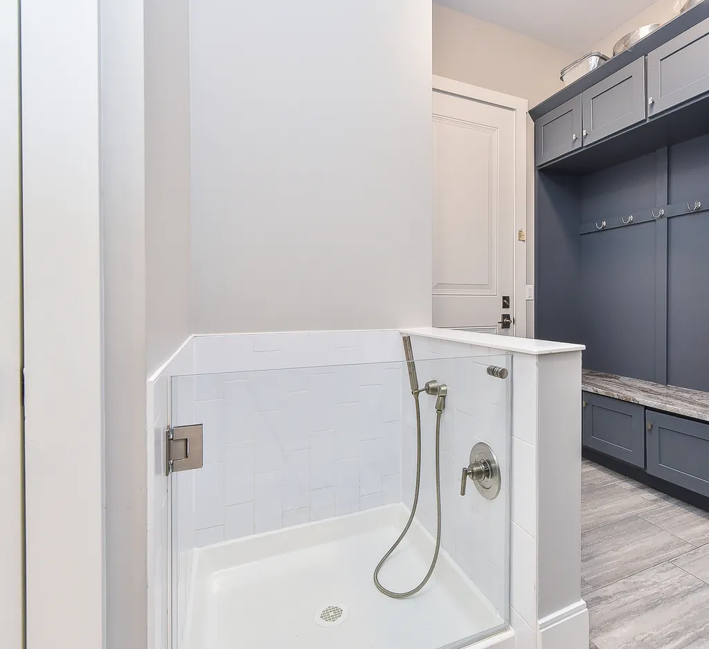 625 North Loomis Street Naperville IL 60563