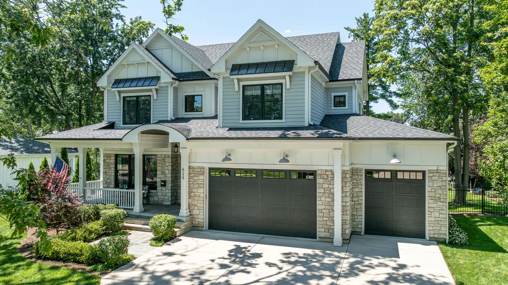 625 North Loomis Street Naperville IL 60563
