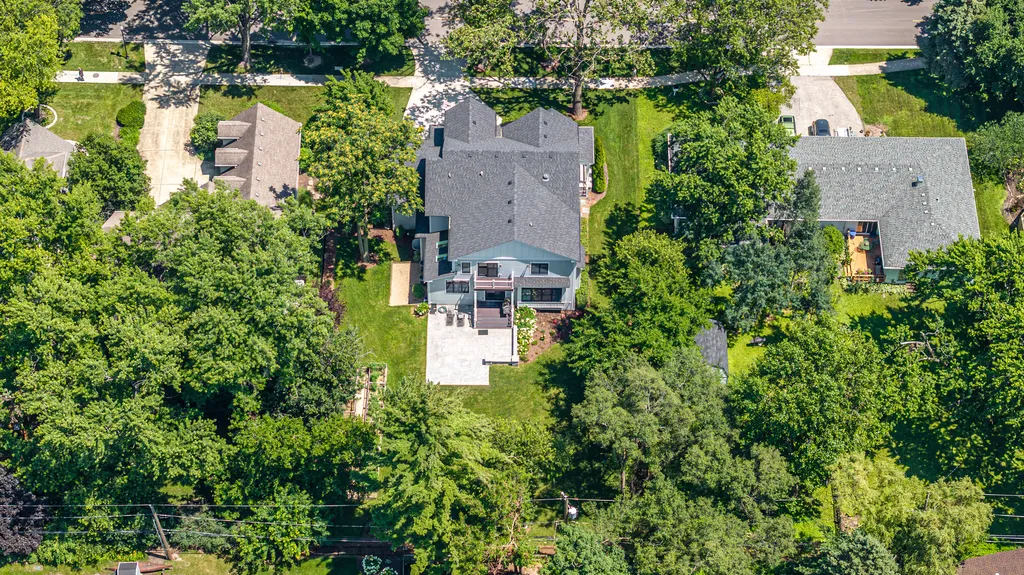 625 North Loomis Street Naperville IL 60563
