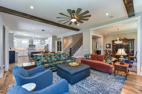 625 North Loomis Street Naperville IL 60563