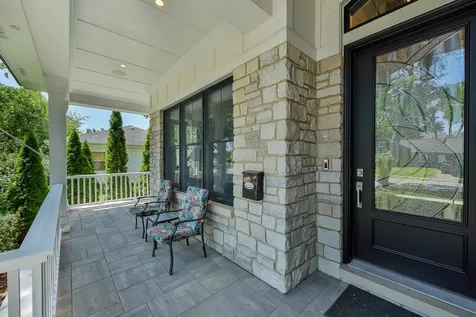 625 North Loomis Street Naperville IL 60563