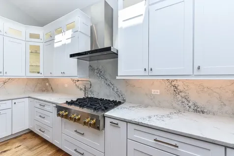 625 North Loomis Street Naperville IL 60563