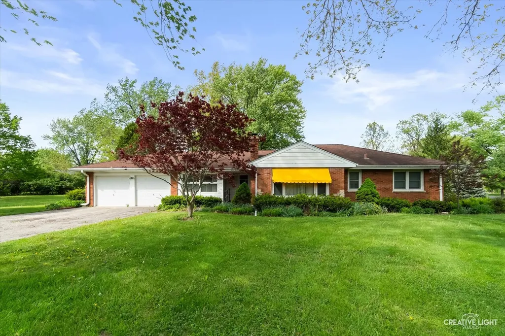 6S437 Hankes Road Aurora IL 60506