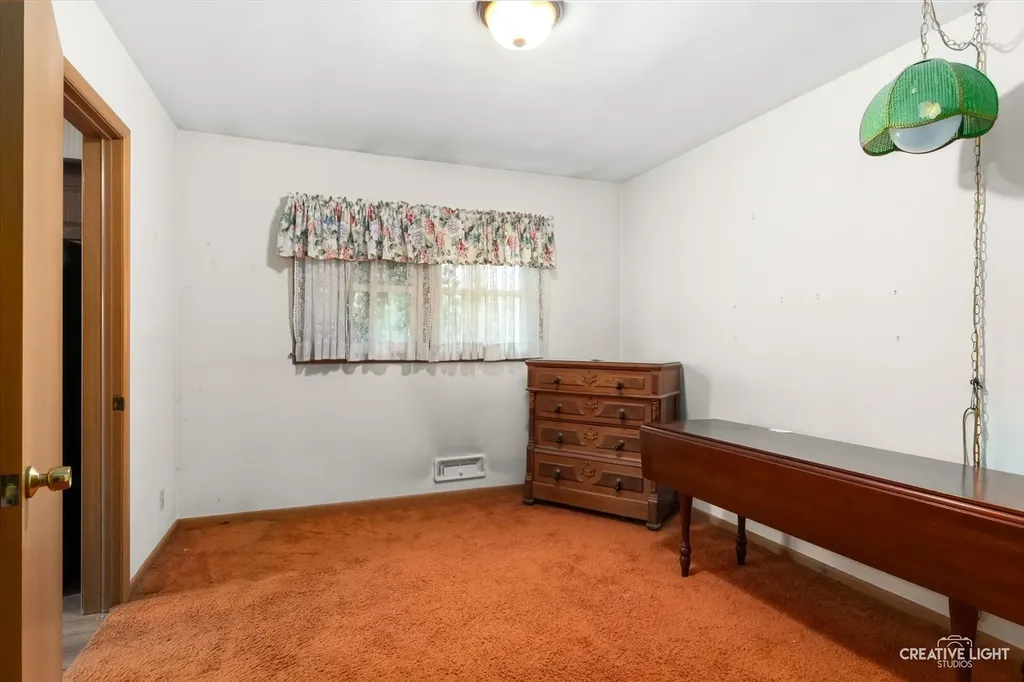 6S437 Hankes Road Aurora IL 60506