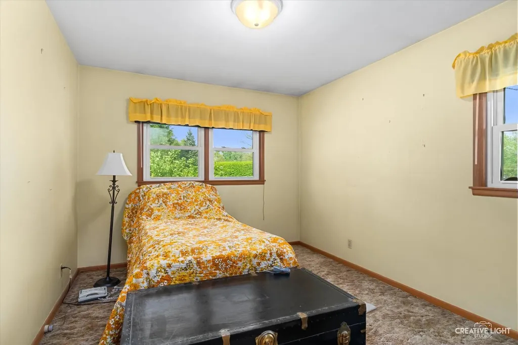 6S437 Hankes Road Aurora IL 60506