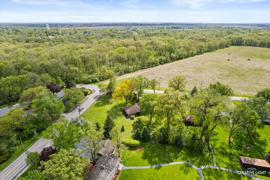 6S437 Hankes Road Aurora IL 60506