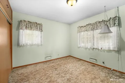 6S437 Hankes Road Aurora IL 60506