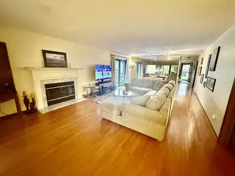 5904 36TH Avenue Court Moline IL 61265