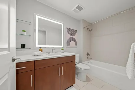 850 North Lake Shore Drive Chicago IL 60611