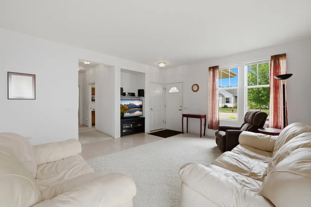 12992 Applewood Drive Huntley IL 60142