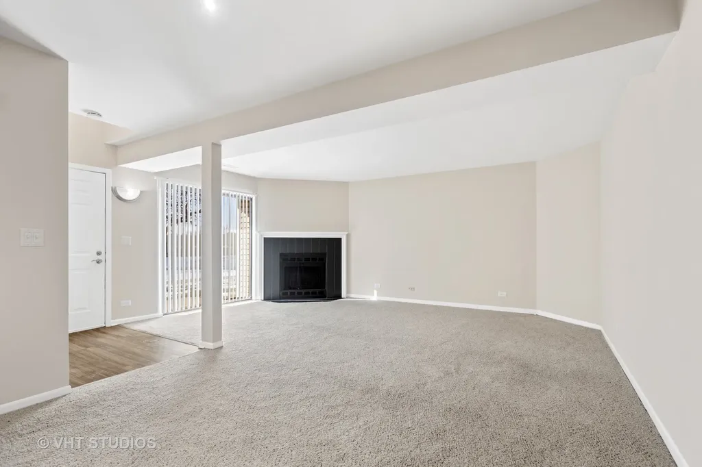1621 Westminster Drive Naperville IL 60563