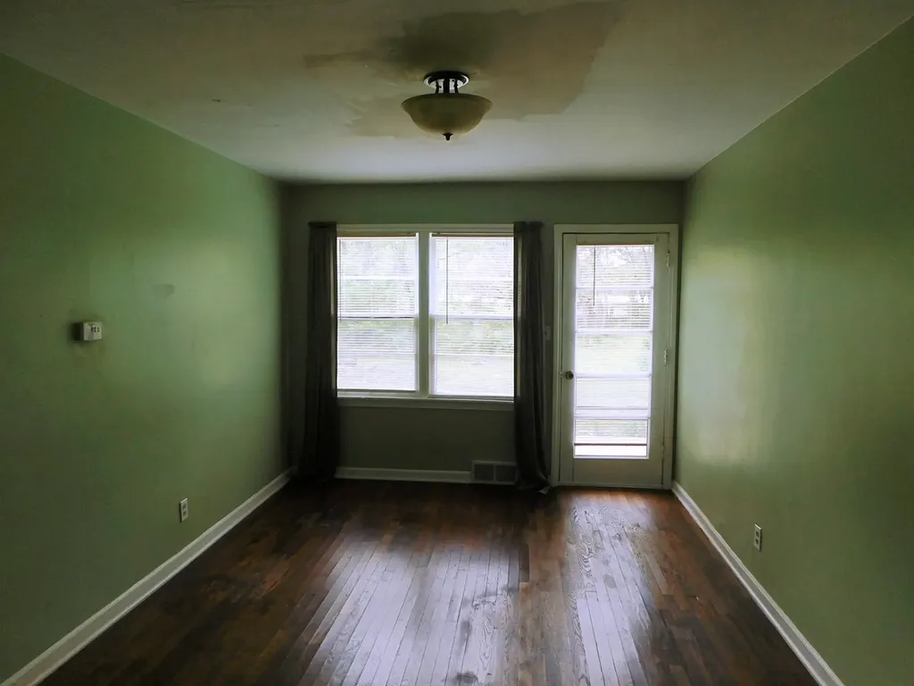 824 Foran Lane Aurora IL 60506