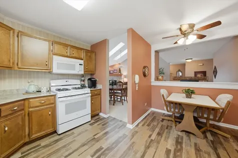 2714 Lake Shore Drive Joliet IL 60431
