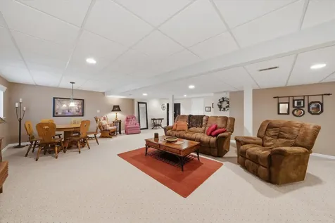 2714 Lake Shore Drive Joliet IL 60431