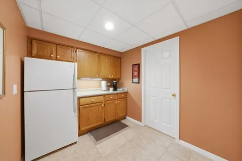 2714 Lake Shore Drive Joliet IL 60431