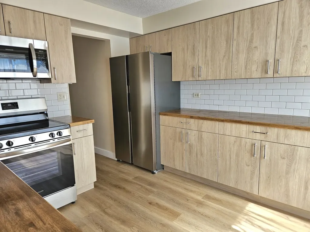 5502 Tinder Drive Rolling Meadows IL 60008