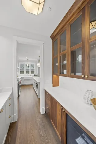 3902 North Hamilton Avenue Chicago IL 60618
