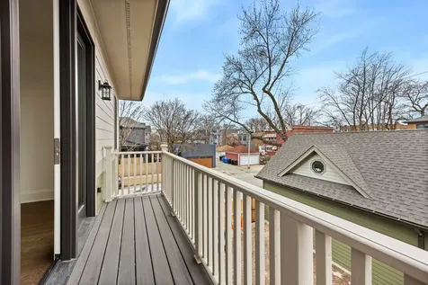 3902 North Hamilton Avenue Chicago IL 60618
