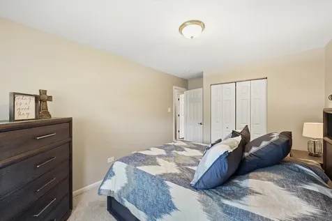 16450 Cherry Hill Avenue Tinley Park IL 60487