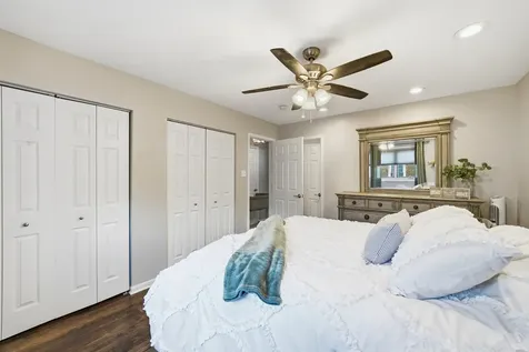 16450 Cherry Hill Avenue Tinley Park IL 60487