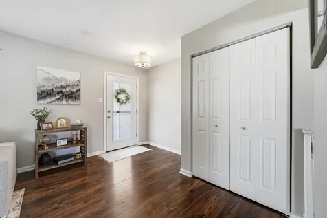 16450 Cherry Hill Avenue Tinley Park IL 60487