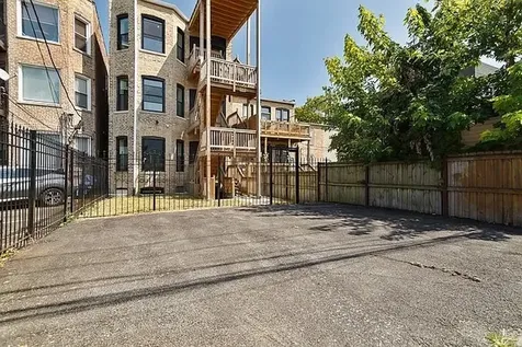 6520 South Minerva Avenue Chicago IL 60637