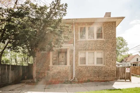 11127 South Homewood Avenue Chicago IL 60643