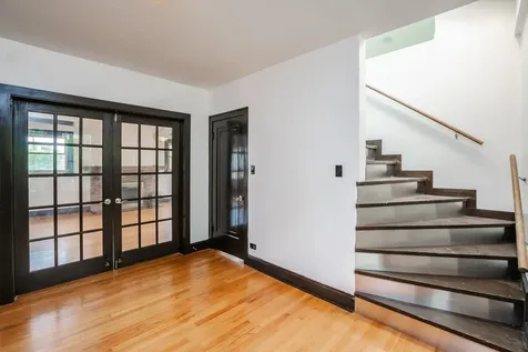 11127 South Homewood Avenue Chicago IL 60643