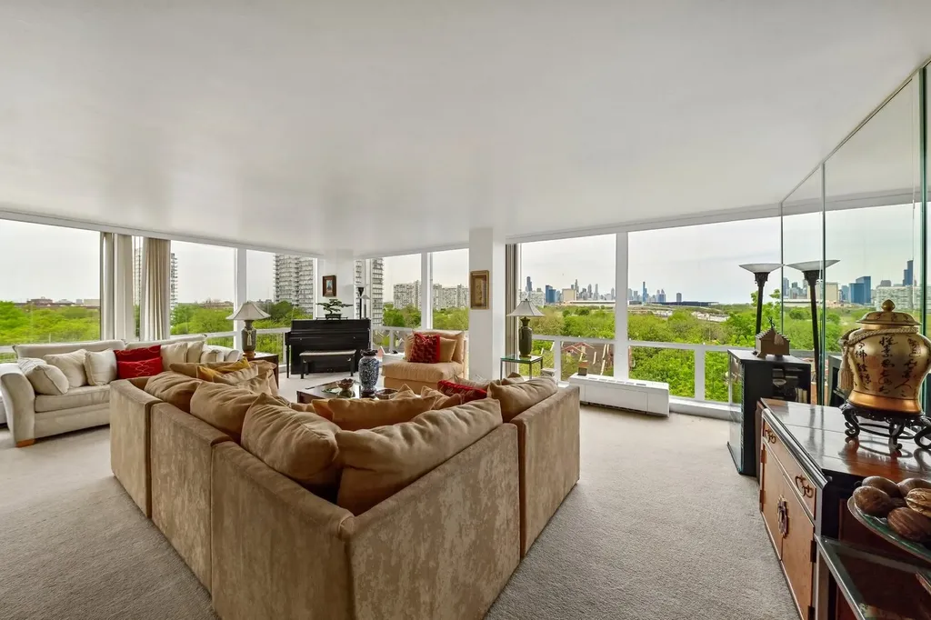 601 East 32nd Street Chicago IL 60616